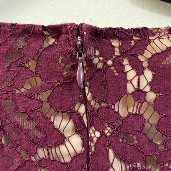Lulu’s Lovers Era Deep-V Lace Mini Dress in Berry Ruby Red -‎ M - Picture 10 of 14